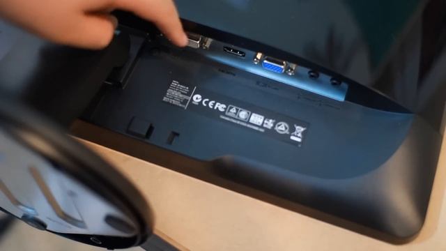Dell 21.5" LED 1080p Monitor Unboxing смотреть онлайн