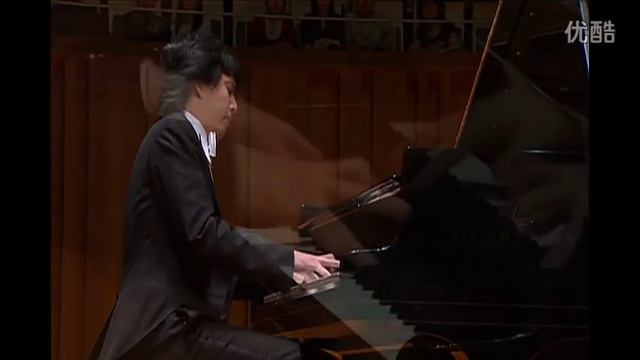 Yundi Li Plays Chopin Nocturne in B-flat minor, Op. 9, No. 1 смотреть онлайн