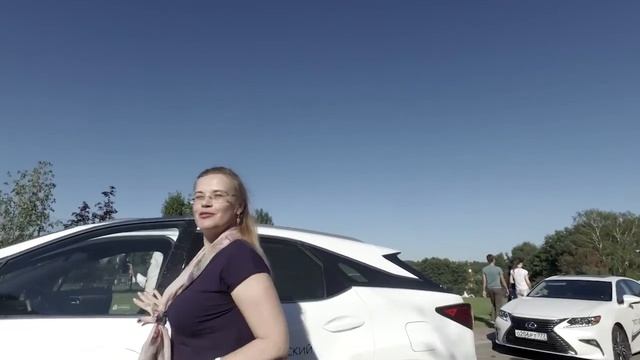 Lexus Weekend Бизнес Кар смотреть онлайн