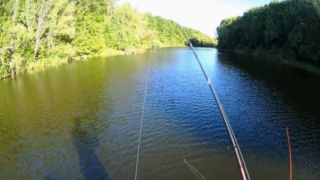 Моя трофейная рыбалка и первая крупная щука осенью на воблеры смотреть онлайн