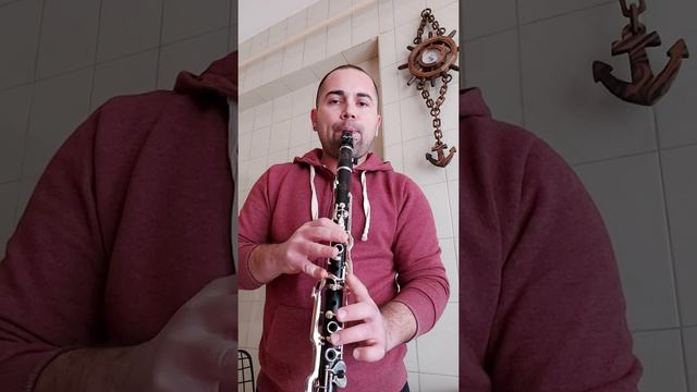 Sol Klarnette oktav tiz dik sesler örnek смотреть онлайн
