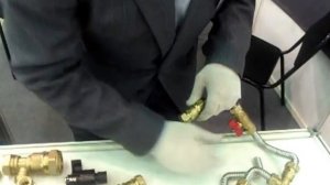 Монтаж нержавеющей гофрированной трубы