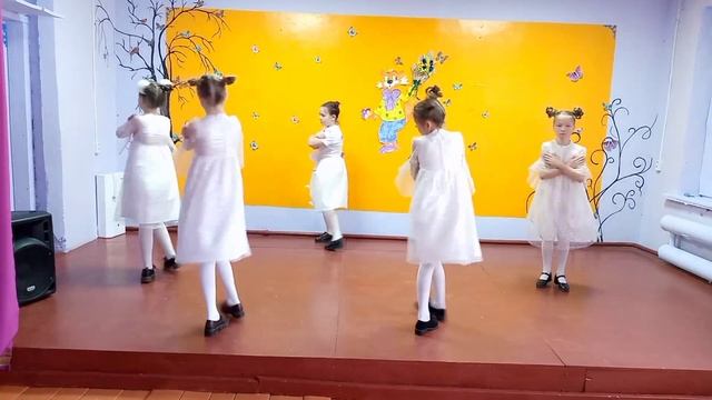 гр. Веснушки "Обнимашки" смотреть онлайн