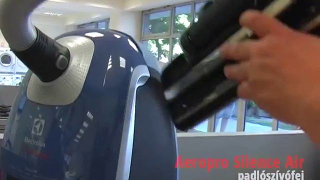 Electrolux ZUSORIGDB+ porszívó - Eluxshop.hu смотреть онлайн