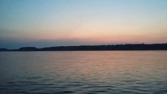 Рассвет на Енисее (уже на барже) смотреть онлайн