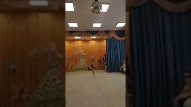 выступление в детском саду. аэробика. подарок маме смотреть онлайн