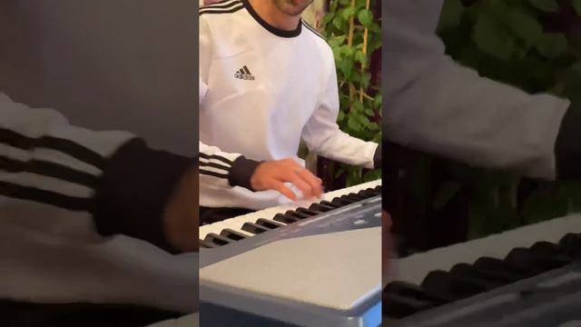 Kohne dostlarim - Canli ifa 2023 Zeynal Korg смотреть онлайн