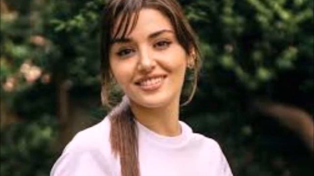Hande Ercel una vez más hizo un trato fuerte. ¡Se convirtió en el rostro de la famosa marca! смотреть онлайн