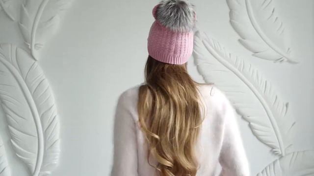 Женская шапка Mira Adriana . Артикул: 7.558-04 МА.Y.р смотреть онлайн