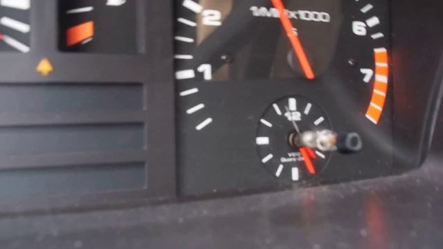 Audi 80 CD 5S '83 - Revs + Acceleration - No Muffler - Onboard Sound смотреть онлайн