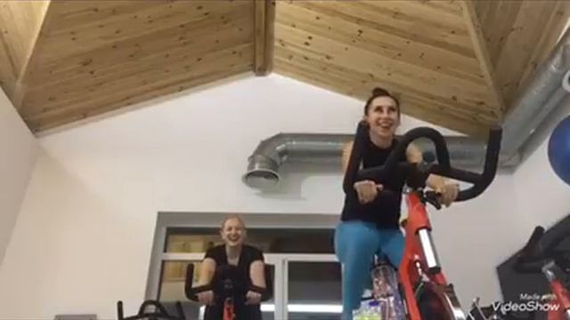 Сайклы в Чердачке смотреть онлайн