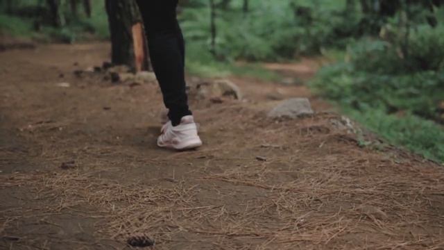"Adinda" - Cinematic Video - Canon 650D / Rebel T4i DSLR смотреть онлайн