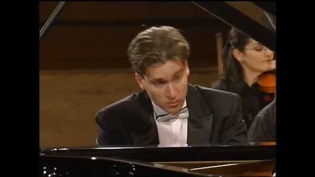 Beethoven - Moonlight Sonata 2nd Movement | Piano & Orchestra смотреть онлайн