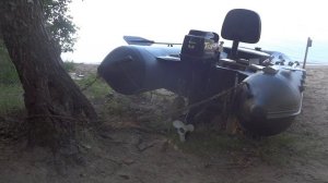 ОХРАНА ЛОДКИ С МОТОРОМ на рыбалке ночью\ Как спасти лодку с мотором от воров \ Сигнализация от воро