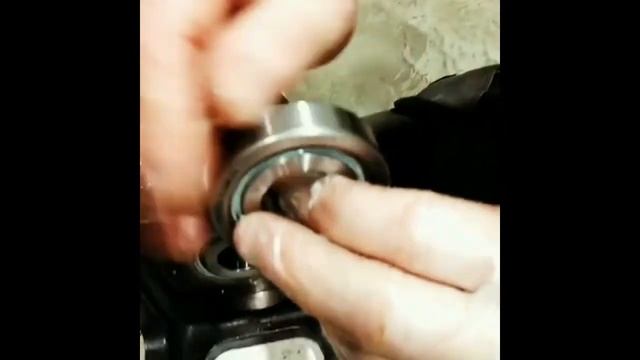 Монтаж/демонтаж, регулировка натяга упорных подшипников ШВП. Способ диагностики люфта оси. смотреть онлайн