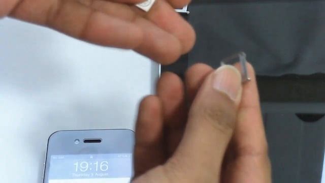 Rebel Lite Silver Micro Sim cutter Demo for iphone 4 & ipad by Rebel sim card Team UK