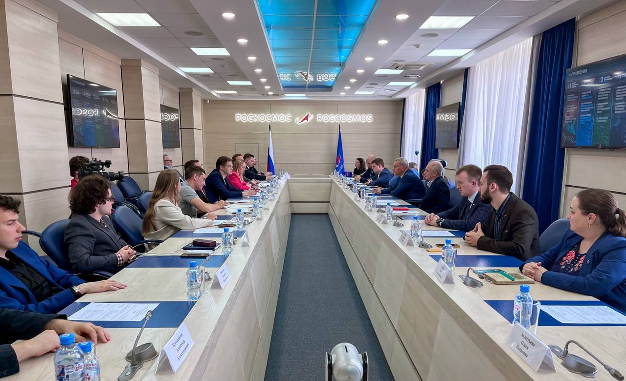 Юрий Борисов: в 2026 году в России должен быть создан завод по серийному производству спутников смотреть онлайн