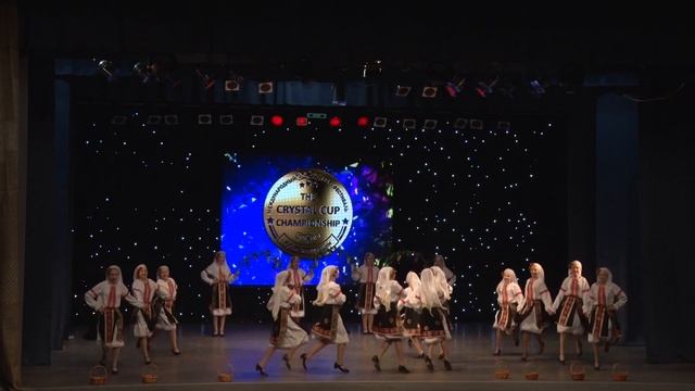 Молдавский народный танец - Образцовый хореографический ансамбль "ПРЕСТИЖ" смотреть онлайн