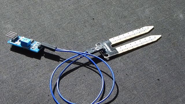 Обзор датчика влажности почвы для Arduino - Overview of Soil Moisture Sensor for Arduino смотреть онлайн