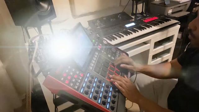 MPC X beat making-Check it out! смотреть онлайн