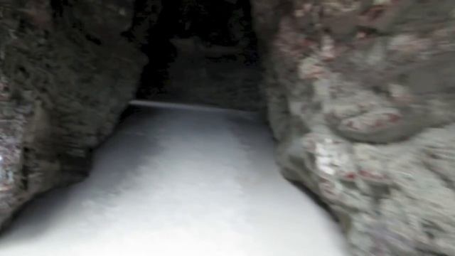 Playa de las Catedrales at Low Tide - Galicia, Spain смотреть онлайн