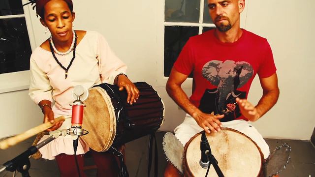 Practice Djembe Solo ● Backing Track for Madan from Mali ● MARIAM DIAKITE смотреть онлайн