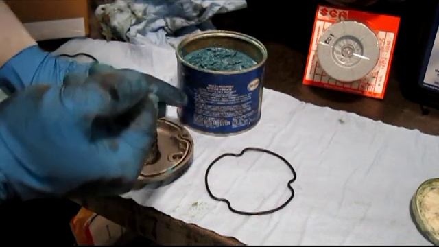 Suzuki GS500 Oil and Filter Change смотреть онлайн