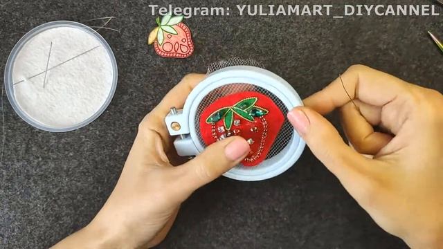 Сочная брошь "Клубника" своими руками! смотреть онлайн