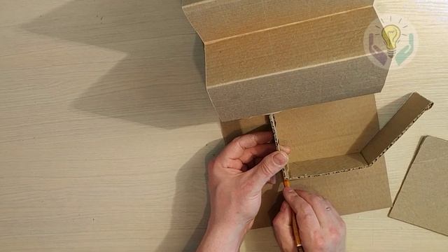 Как сделать домик из картона / Домик своими руками смотреть онлайн