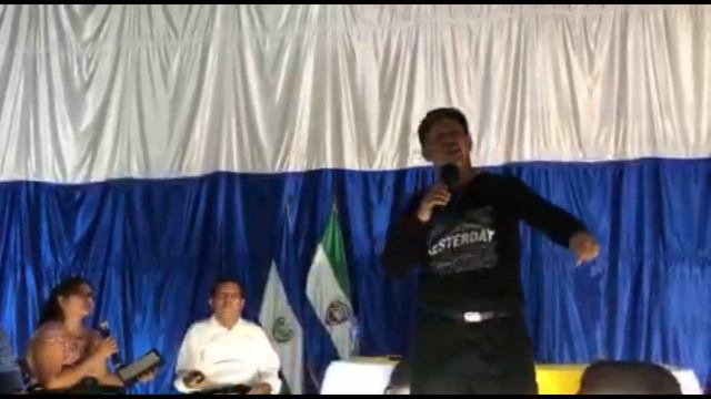 Padre Luis Toro vs NUEVO Pastor смотреть онлайн
