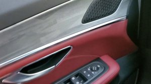 Jetour_X70plus. ЛайфХак. Если надо закрыть заведённую машину. Полезно