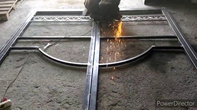 Простенькие ворота из профильной трубы с элементами художественной ковки, своими руками. смотреть онлайн