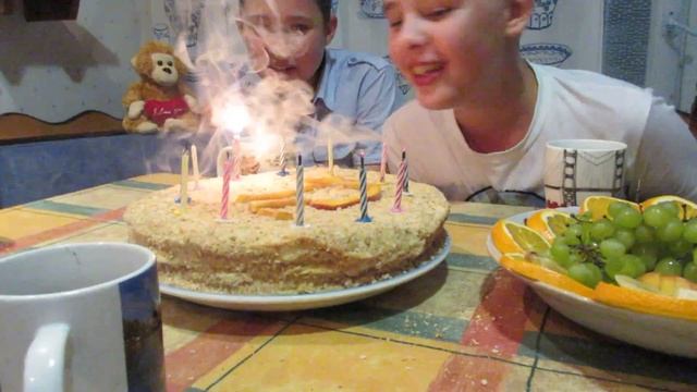 Незадуваемые свечи смотреть онлайн
