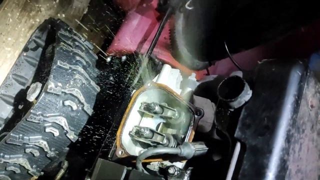 Снегоуборочная машина Herz. вигатель LONCIN LC185F/FD(S) 13 л.с.неисправность продолжение смотреть онлайн