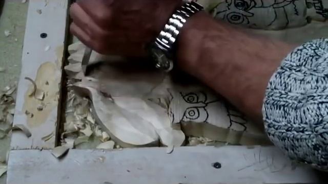 НАСТЕННЫЕ ЧАСЫ резьба по дереву АЭРОГРАФ. смотреть онлайн