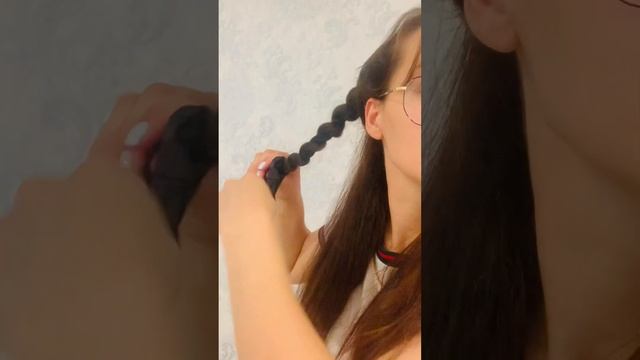 Локоны без плойки #локоны #волосы #прически #интересно #девочка #для #длядевочек #2023 #тренды смотреть онлайн