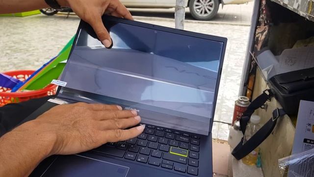 Asus VivoBook Screen Protector смотреть онлайн