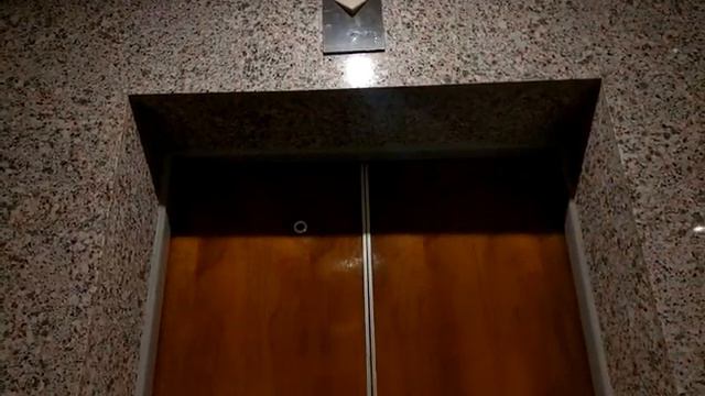 Раритеты! Лифты KONE 1983 г.в. V=1 м/с Г/П=500 кг. смотреть онлайн