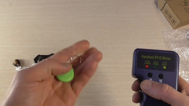 Как я ЛОХАНУЛСЯ! Дубликатор электронных ключей для домофона с ALIEXPRESS. смотреть онлайн