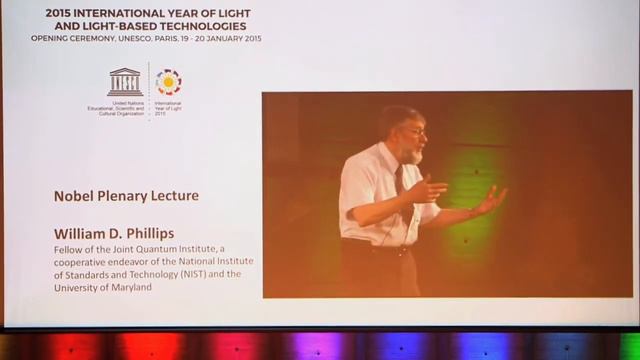 EINSTEIN, TIME AND LIGHT - William D. Phillips смотреть онлайн