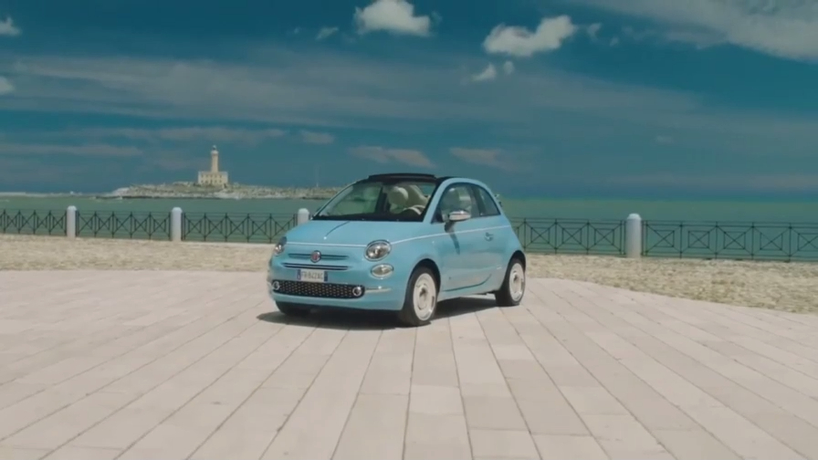 2018 Фиат 500 Spiaggina ’58 | специальные юбилейные версии Fiat 500 смотреть онлайн