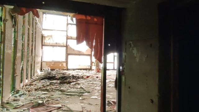 Ложка дегтя в культурной столице Пермского края. Чайковский, бывший кинотеатр "Горизонт". смотреть онлайн