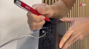 Беспроводное подключение сабвуфера или тюнера к саундбару LG