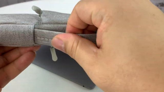Sleek Macbook Pro Carrying Case with Handle by Mosiso Review смотреть онлайн