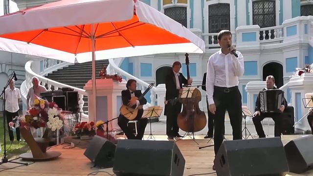 Олег Погудин. Севастопольский вальс смотреть онлайн