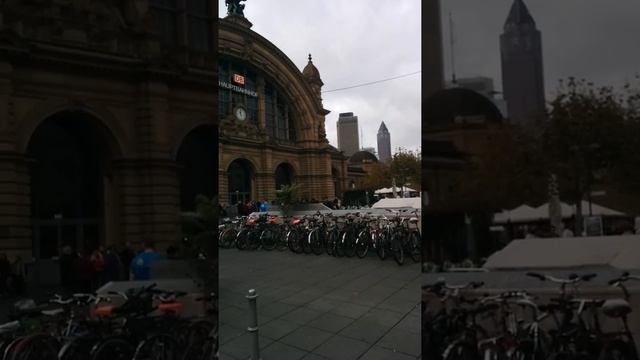 Frankfurt, Germany, Hauptbahnhof смотреть онлайн