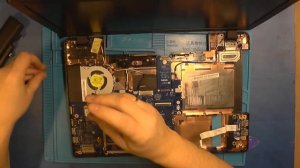 Разборка и чистка ноутбука Acer E5-511.