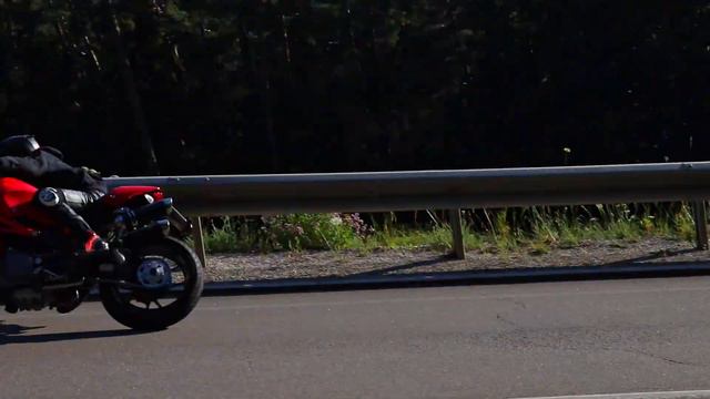 Ducati Monster 1100 Sound | Drive-by | Knee-Down смотреть онлайн