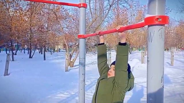 ДЕШЕВЫЙ ЭНЕРГЕТИК VS ДОРОГОЙ ЭНЕРГЕТИК // TORNADO VS RED BULL смотреть онлайн