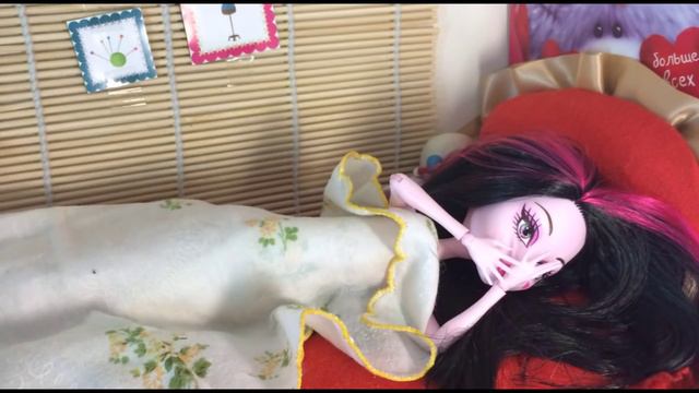 ДРАКУЛАУРА ДОВЫДЕЛЫВАЛАСЬ! Стоп моушен Монстер хай смотреть онлайн